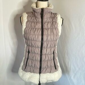 Calvin Klein performance puffer vest size large light purple